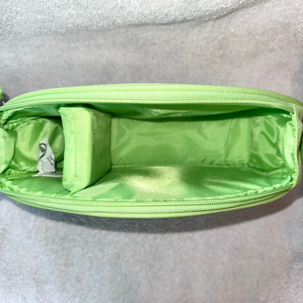 NWOT LeapFrog Tag Junior Storage Case Carrying Green Zip Bag Leap Frog Jr - Picture 3 of 9